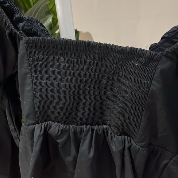 Abercrombie + Fitch | Pleated Long Sleeve - Picture 11 of 12